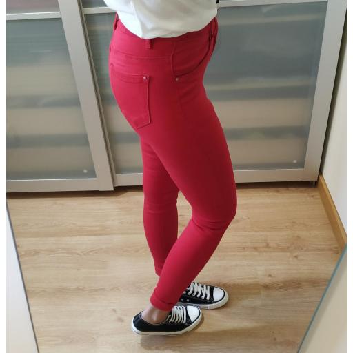 Jeans Rojos [2]