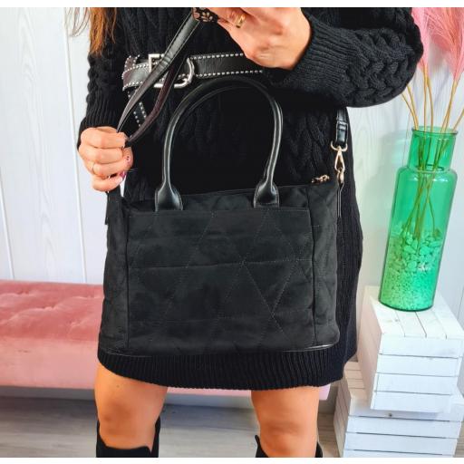 Bolso Negro