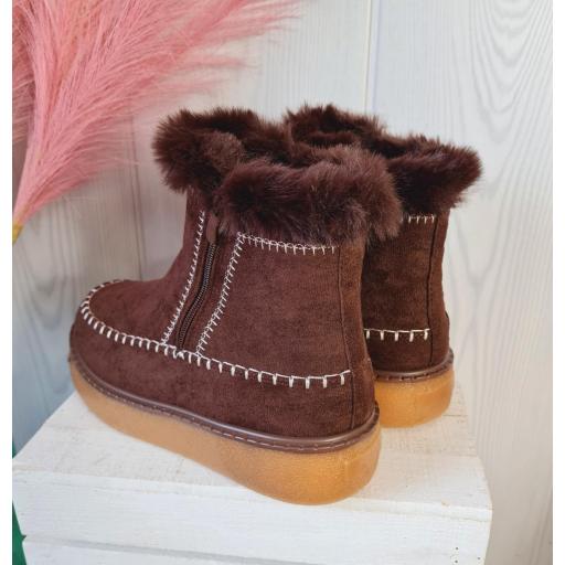 Botas Pelo Marrón [2]