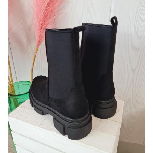 Botines Track Negros [2]