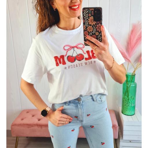 Camiseta Blanca Cerezas [3]