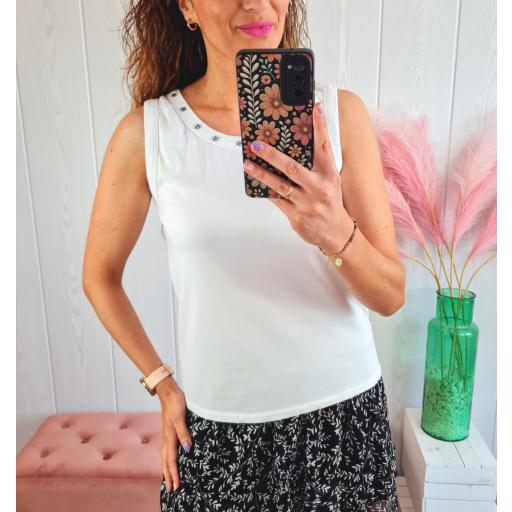 Camiseta Blanca Tachas [1]
