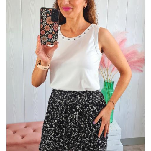 Camiseta Blanca Tachas [3]