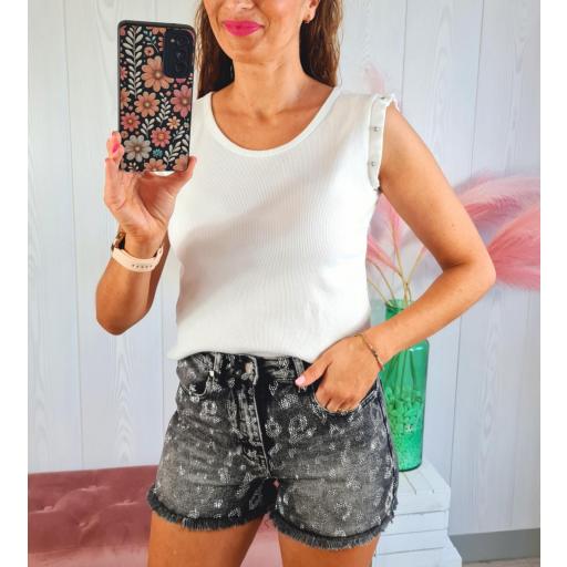 Camiseta Blanca Tachas [3]