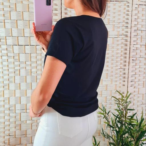 Camiseta Bonita Negra [3]