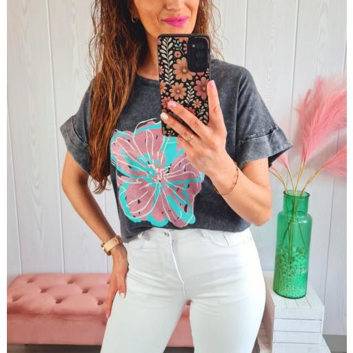 Camiseta Gris Flor [0]