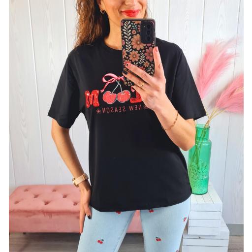 Camiseta Negra Cerezas [1]