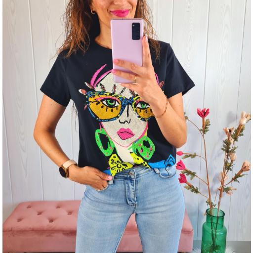 Camiseta Negra Gafas
