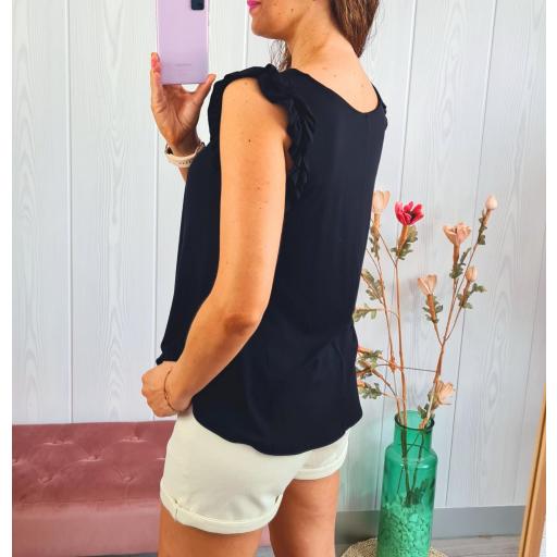 Camiseta Negra Volantes [3]
