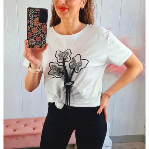 Camiseta Ramo Flores Negras [3]