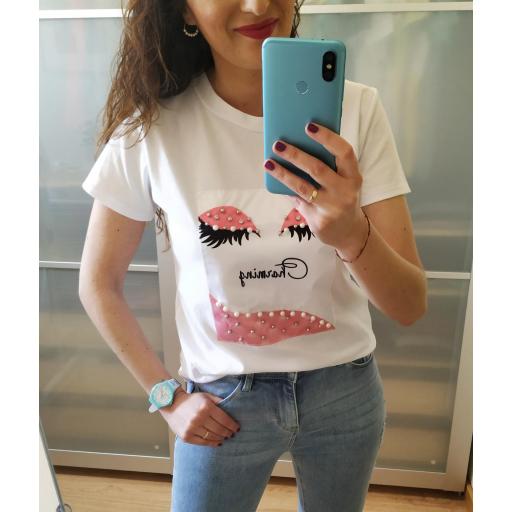 Camiseta Ojos Rosas [2]