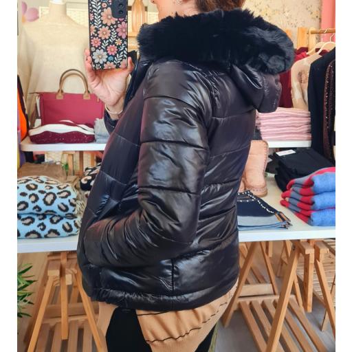 Cazadora Acolchada Negra [3]