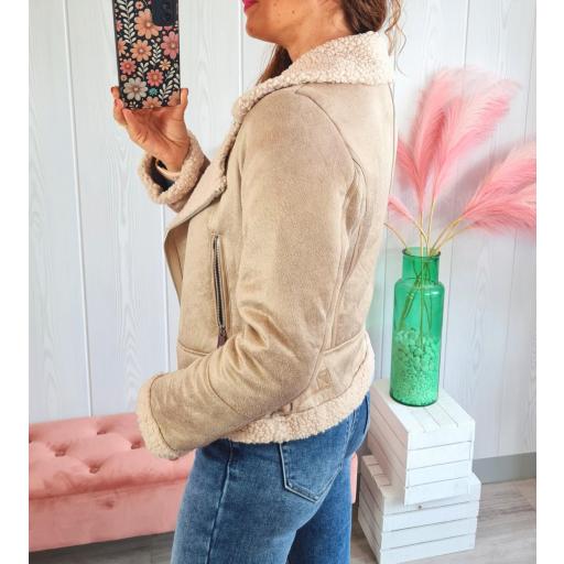 Cazadora Beige Borreguito [2]