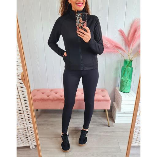 Conjunto Deportivo Negro [0]