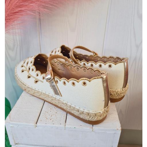 Espardeñas Bordadas Golden [3]