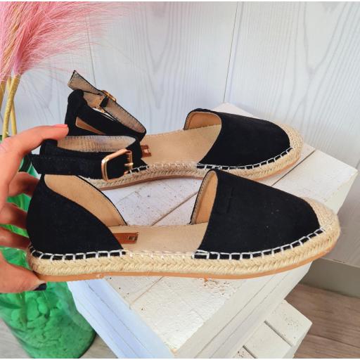 Espardeñas Negras [0]