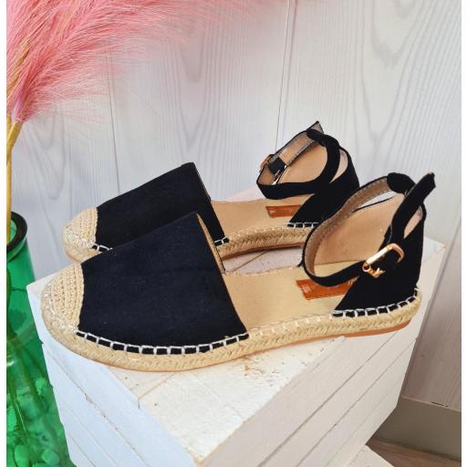 Espardeñas Negras [2]