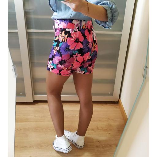Falda-Pantalón Floral [2]