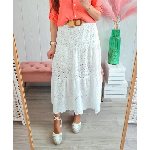 Falda Blanca Perforada [2]