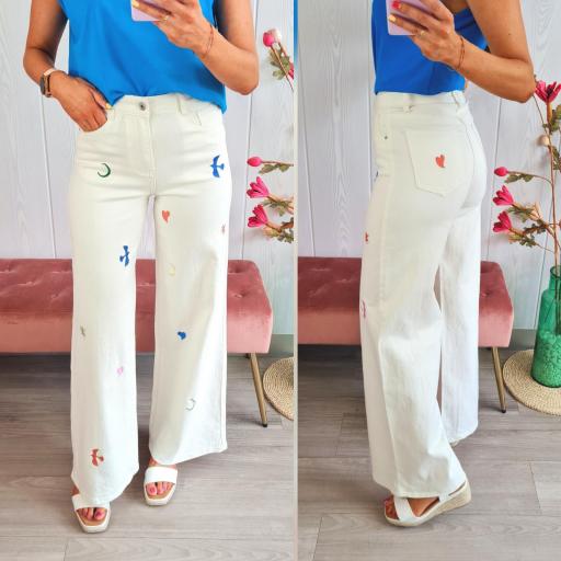 Jeans Blancos Bordados