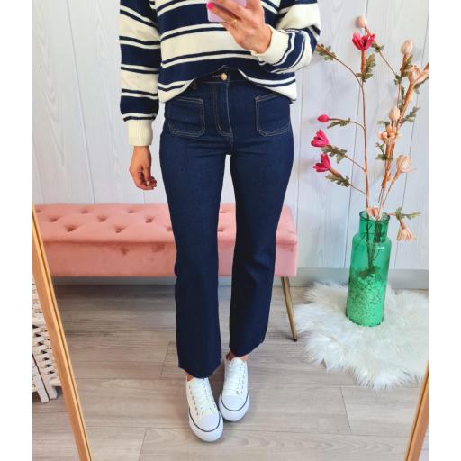 Jeans Flare Oscuros [1]