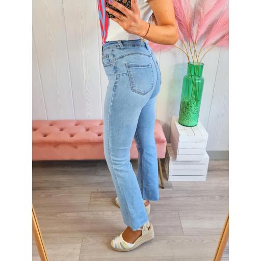 Jeans Flare Rebeca [2]