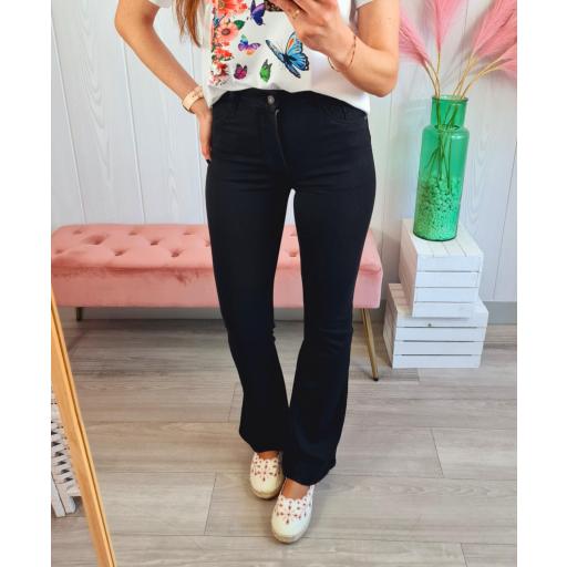 Jeans Lucía Negros Faja [1]