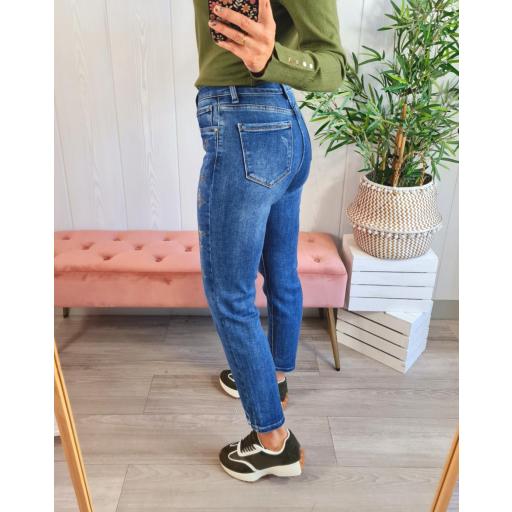 Jeans Mariposas Tachas [3]