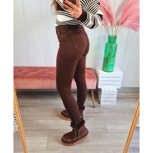 Jeans Nazaret Marrón [2]