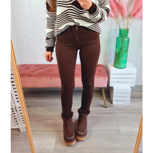 Jeans Nazaret Marrón [3]