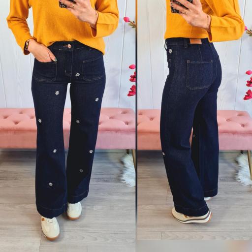 Jeans Oscuros Bordados [1]
