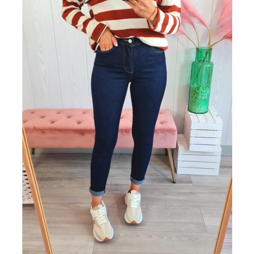 Jeans Pitillo Oscuro Faja [3]