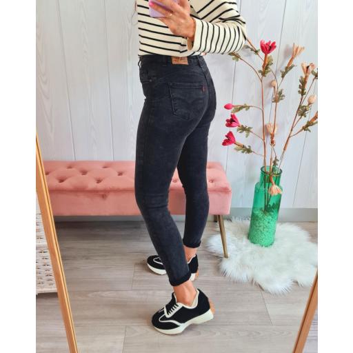 Jeans Sabrina Negros [3]