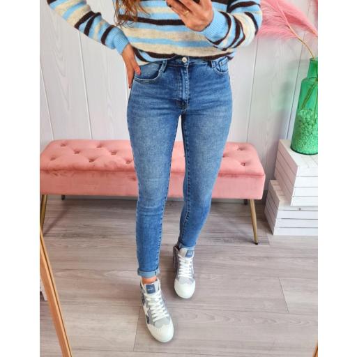 Jeans Skinny Laulia [3]