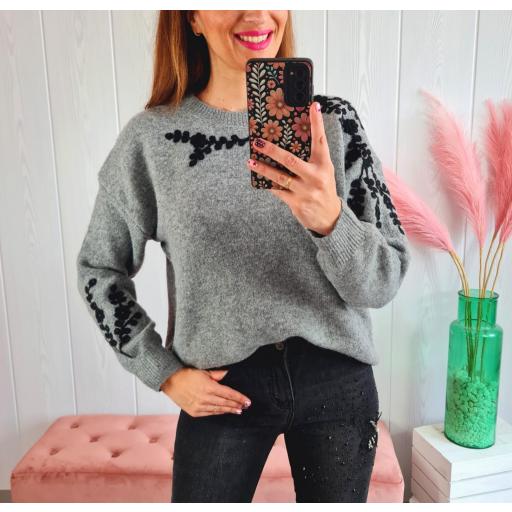 Jersey Gris Flores Negras