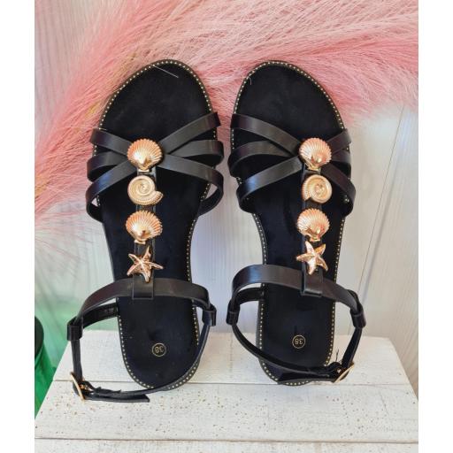 Sandalias Negras Conchas [2]