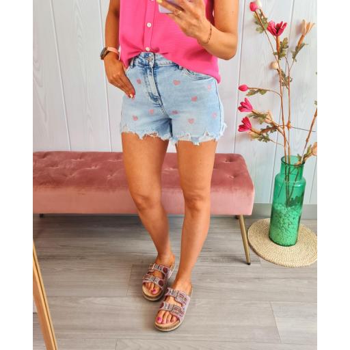 Short Corazones Rosas [1]