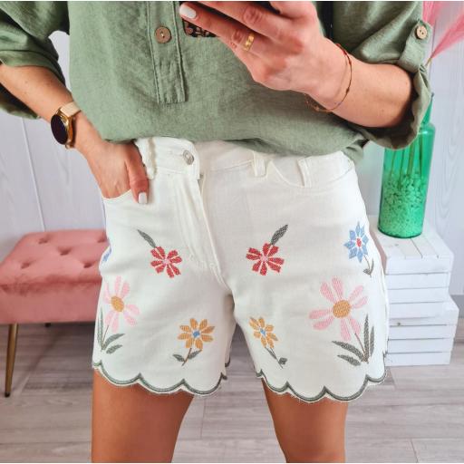 Short Ondas Bordados [1]