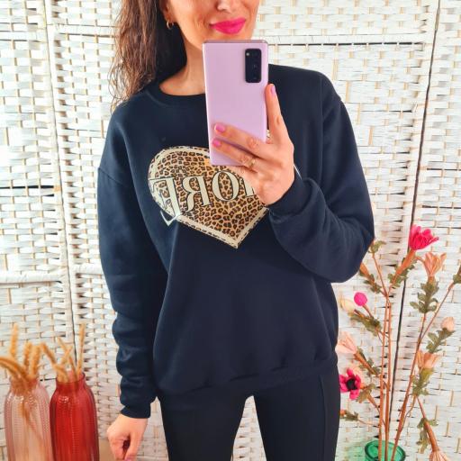 Sudadera Negra Corazón [2]