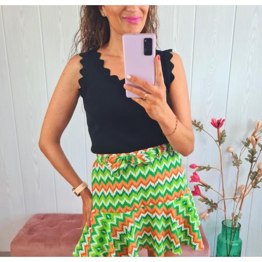 Top Hilo Negro