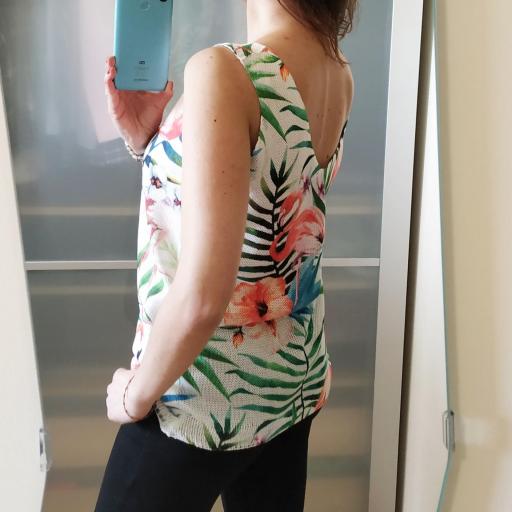 Top Hilo Tropical [1]