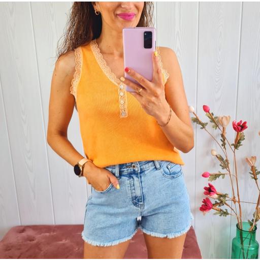 Top Naranja Botones