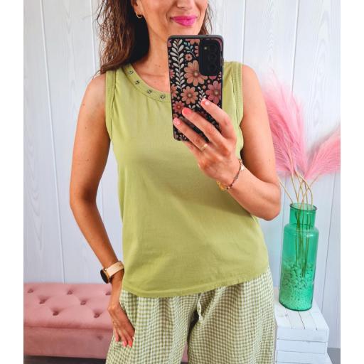 Camiseta Pistacho Tachas [1]