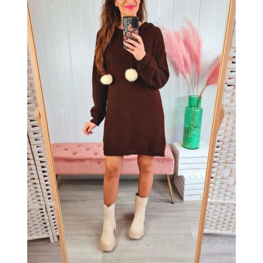 Vestido Chocolate Pompones [3]