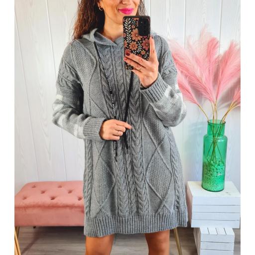 Vestido Gris Capucha [3]