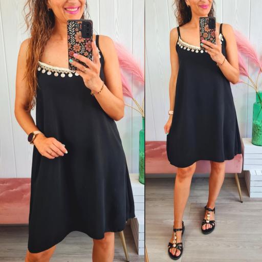 Vestido Negro Corto