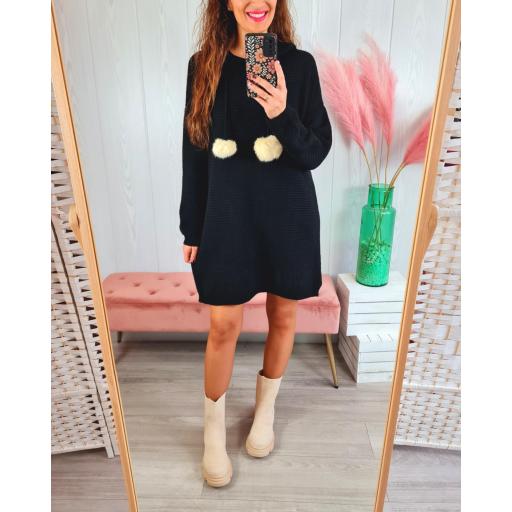 Vestido Negro Pompones [2]