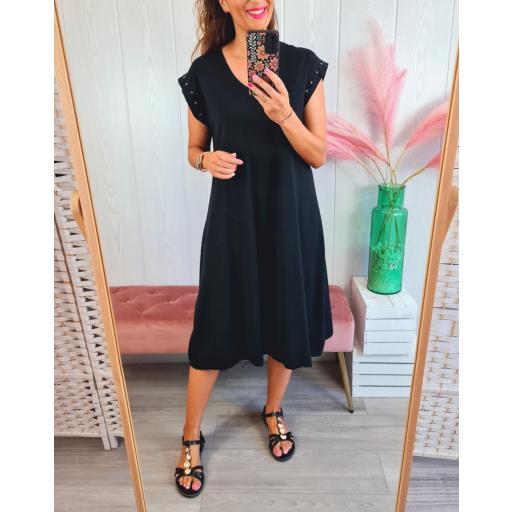 Vestido Negro Tachas [3]