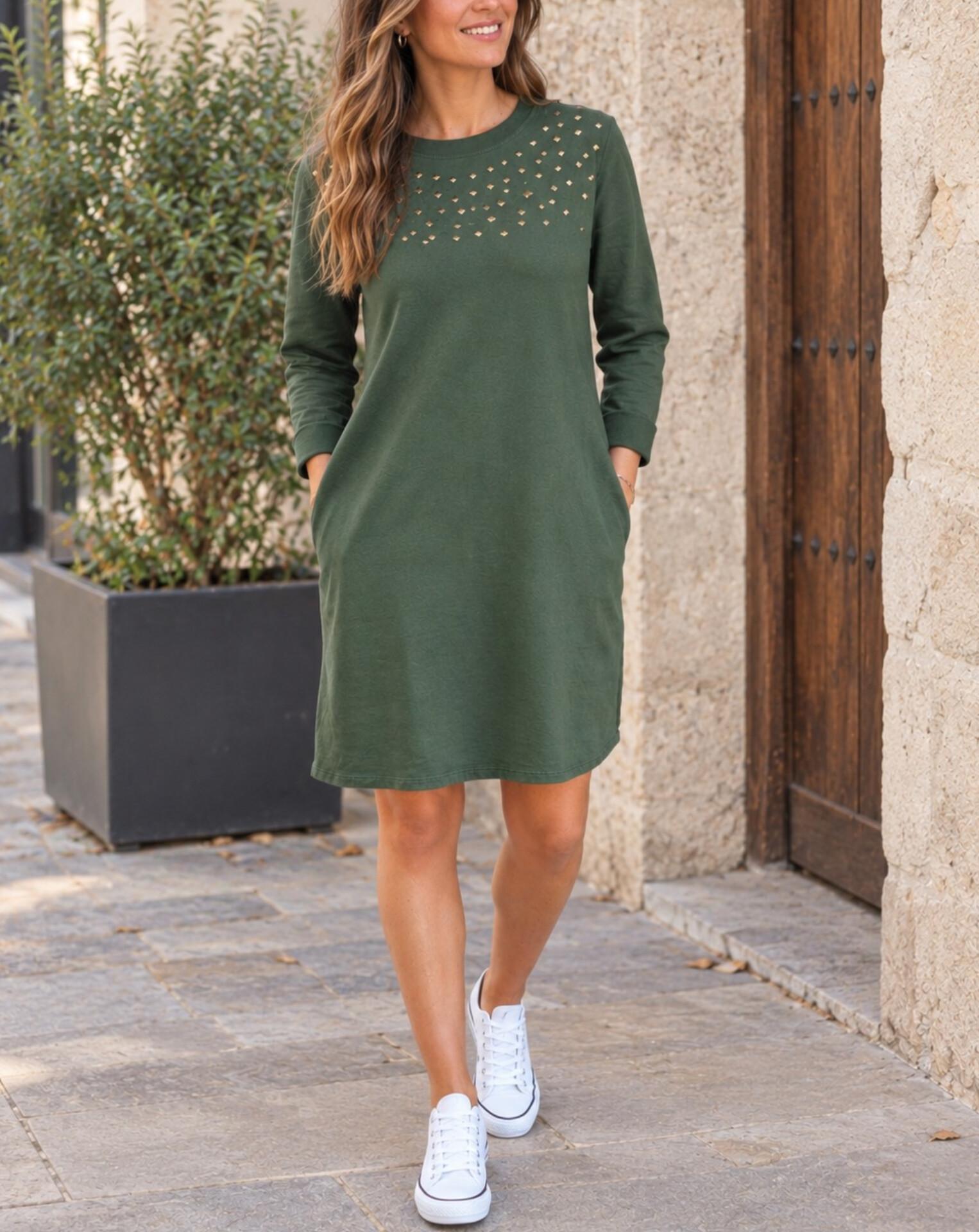 Vestido Verde Tachas
