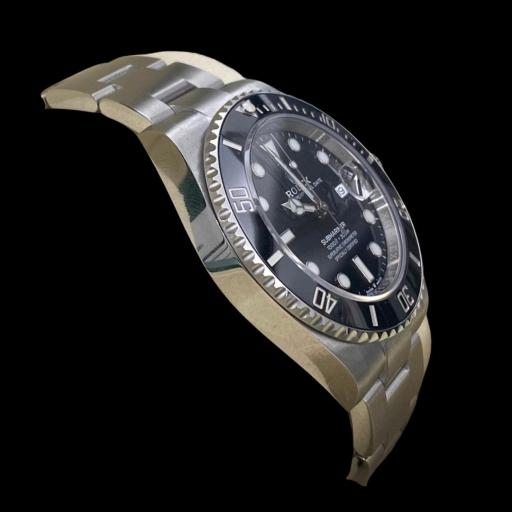 Rolex Submariner Date new model 41mm used like new full set 2021 [1]